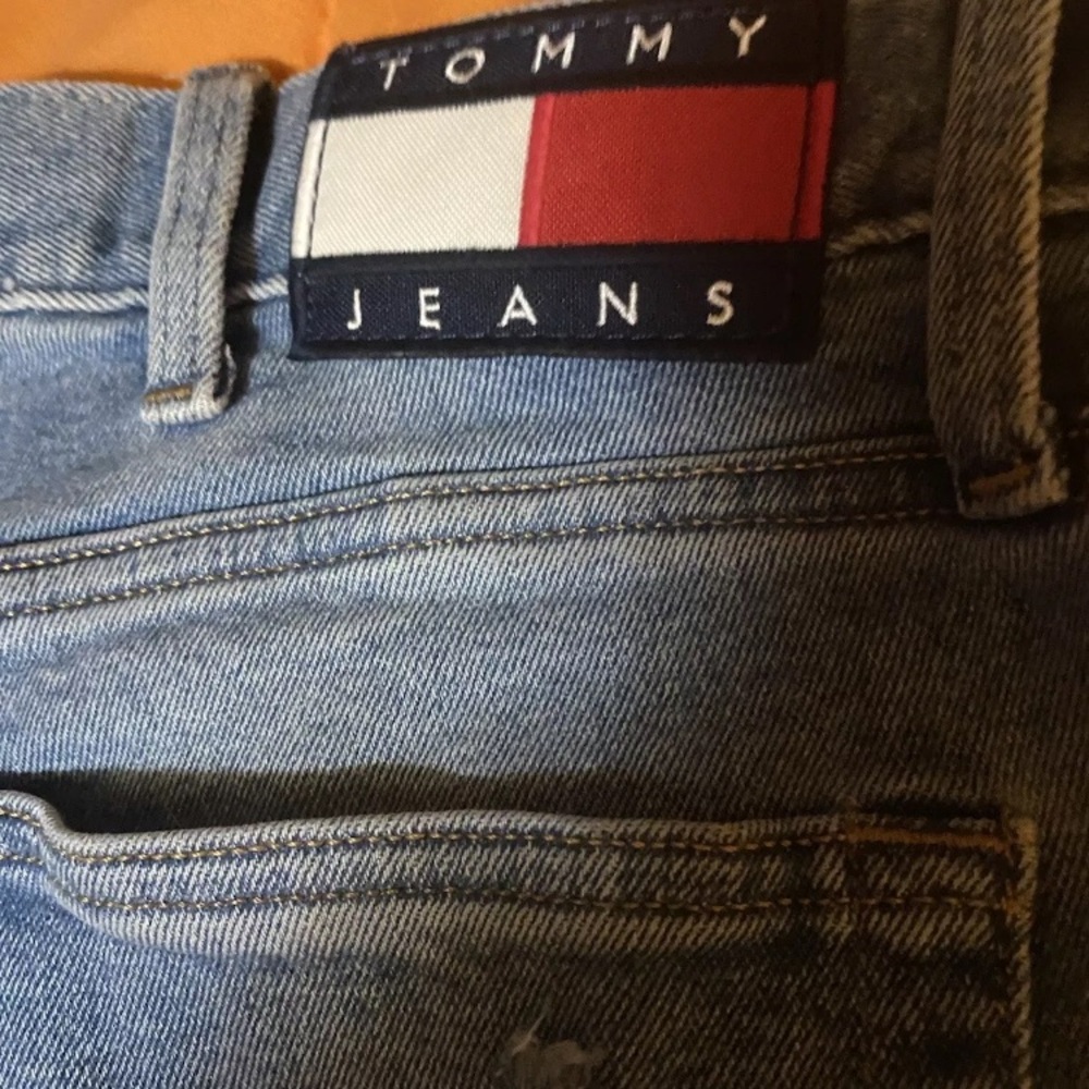 Brand New Distressed Tommy Hilfiger Skinny Moulante brushed denim jeans